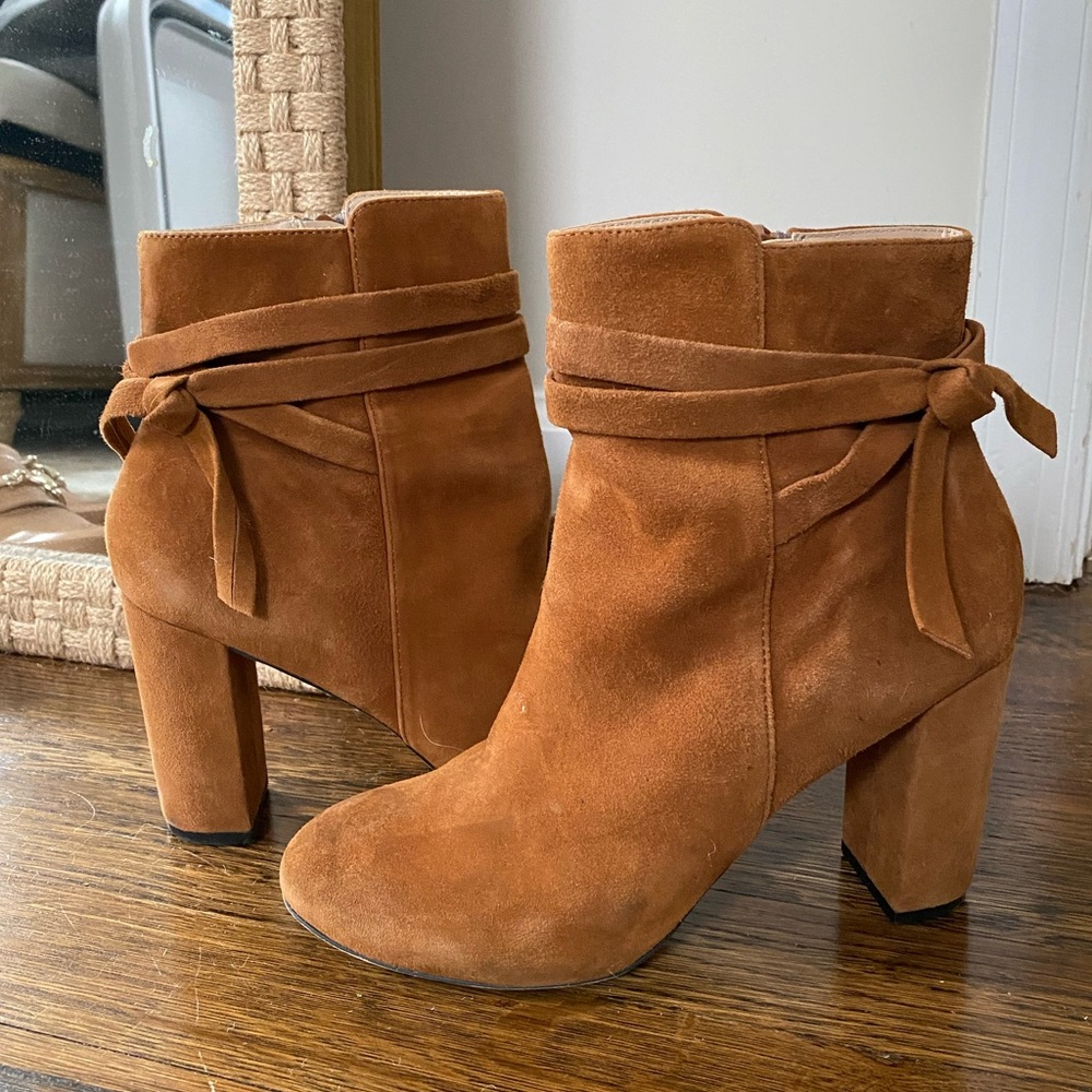 Sole Society suede cognac heeled booties